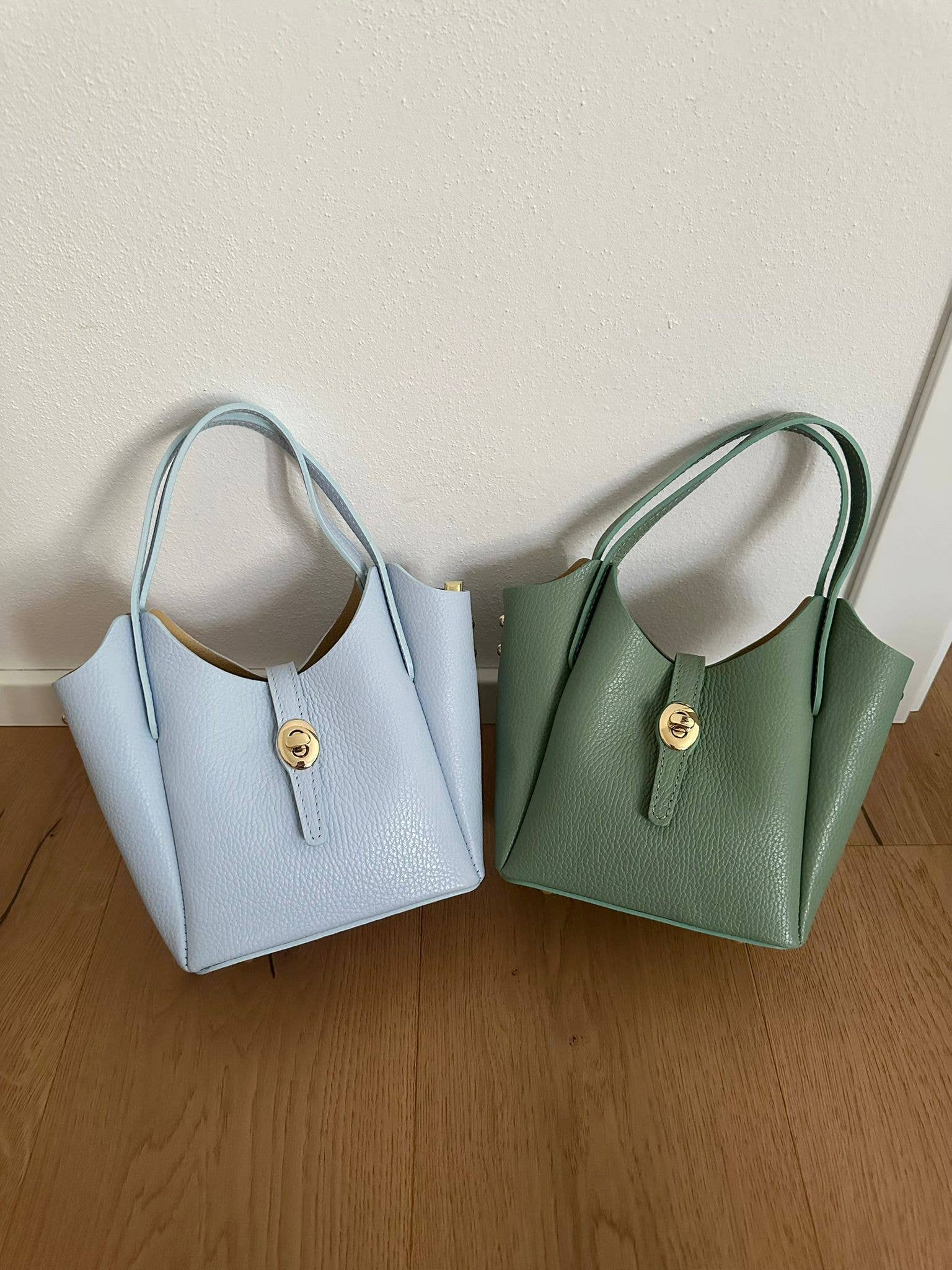 GENEVA - Genuine leather