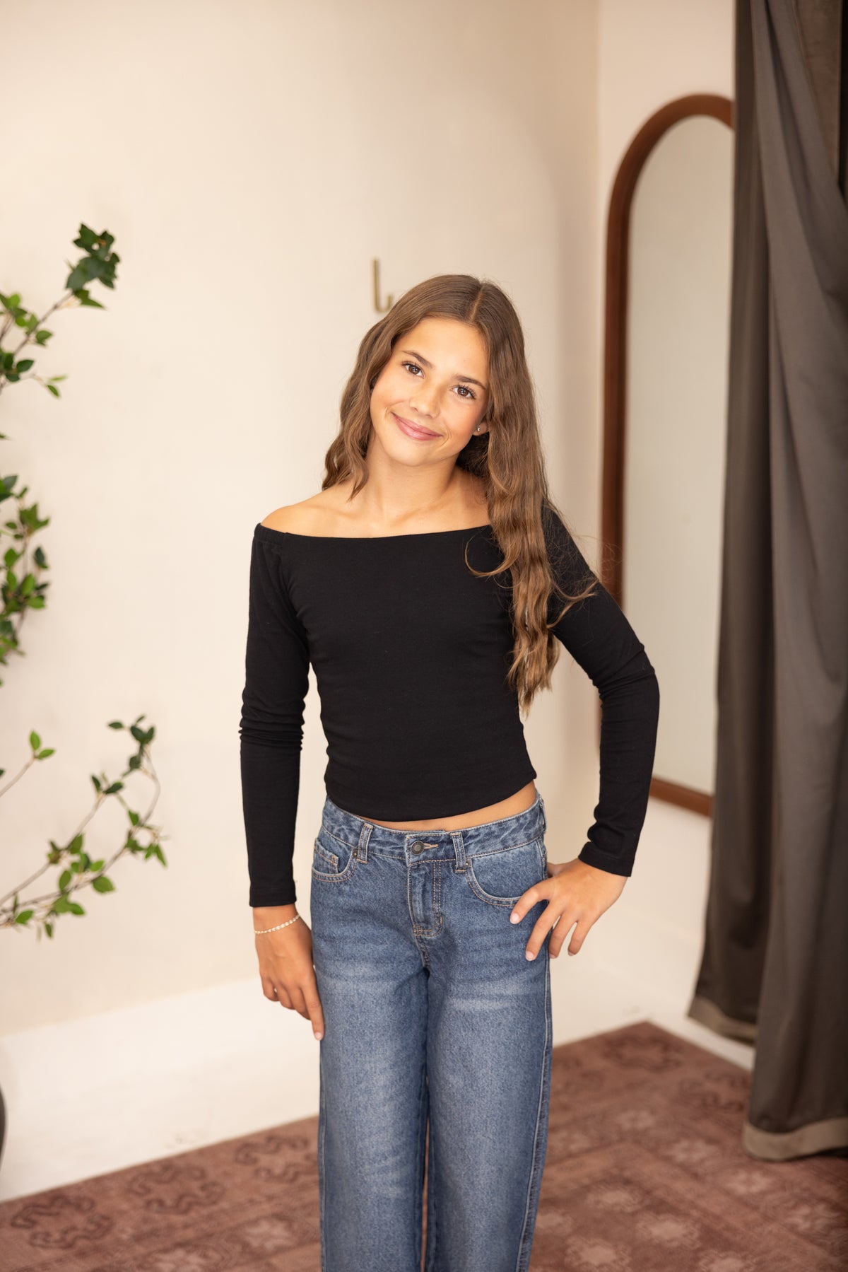 Tween Simone Off-Shoulder | Black