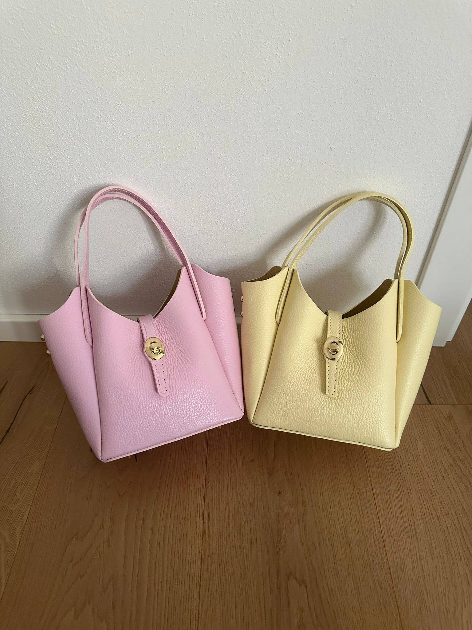 GENEVA - Genuine leather
