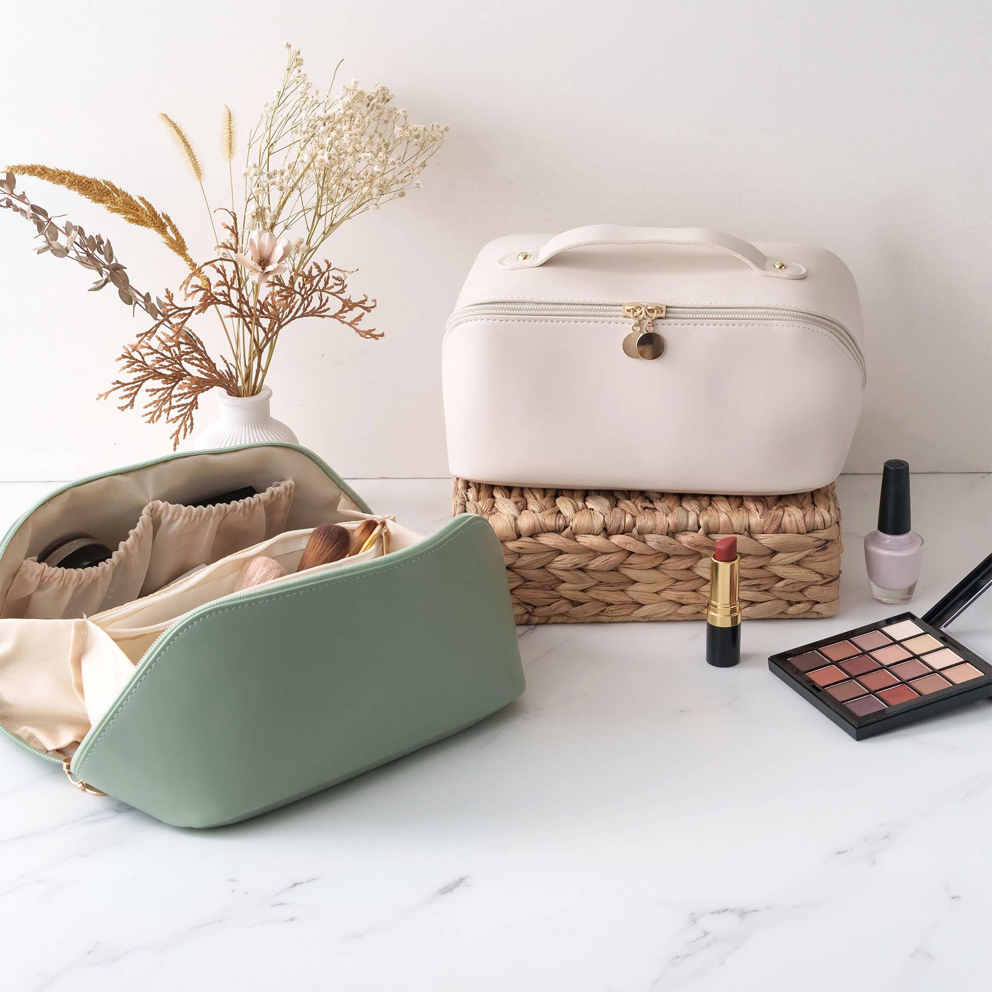 Handheld Makeup Bag