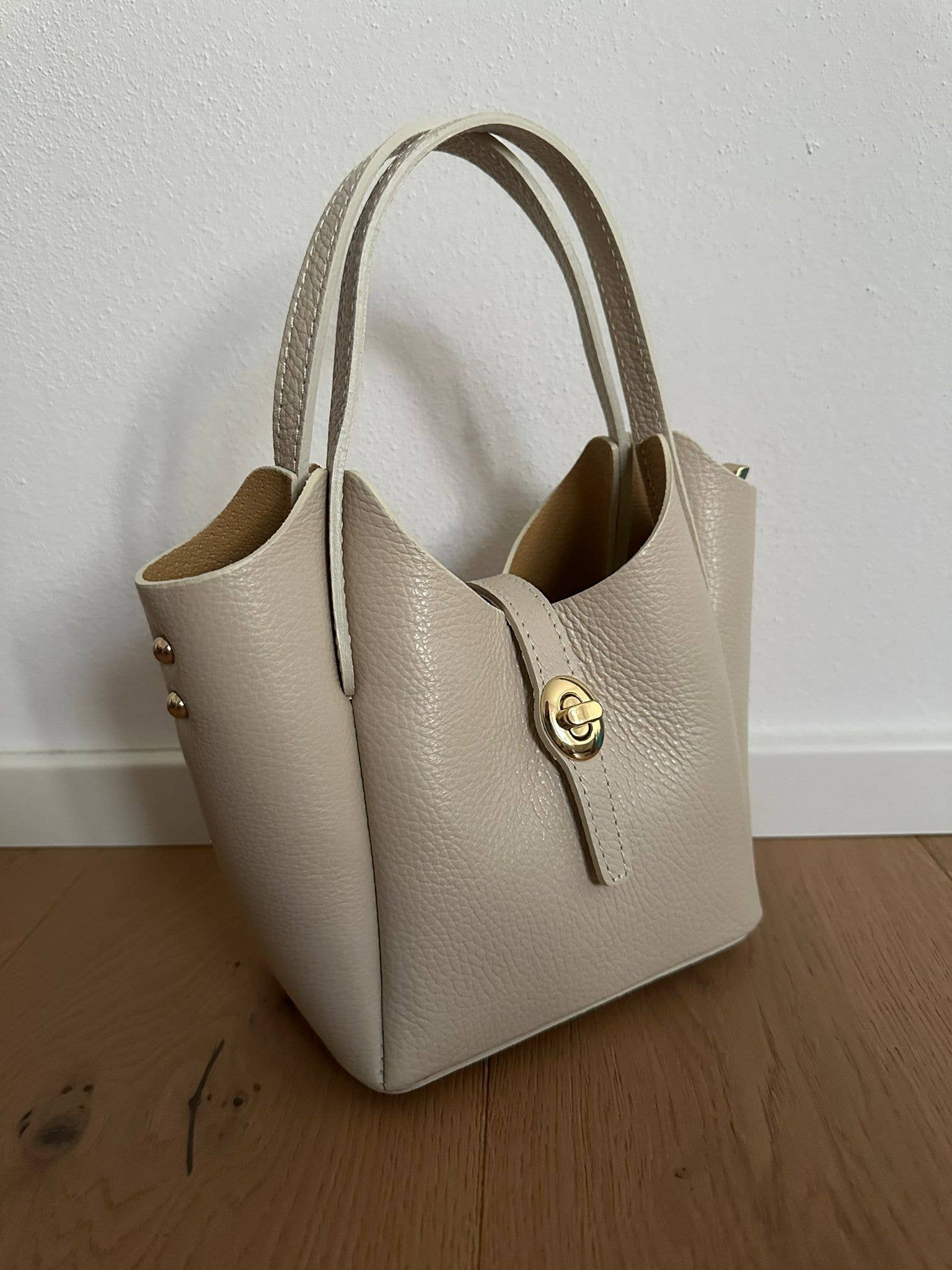 GENEVA - Genuine leather