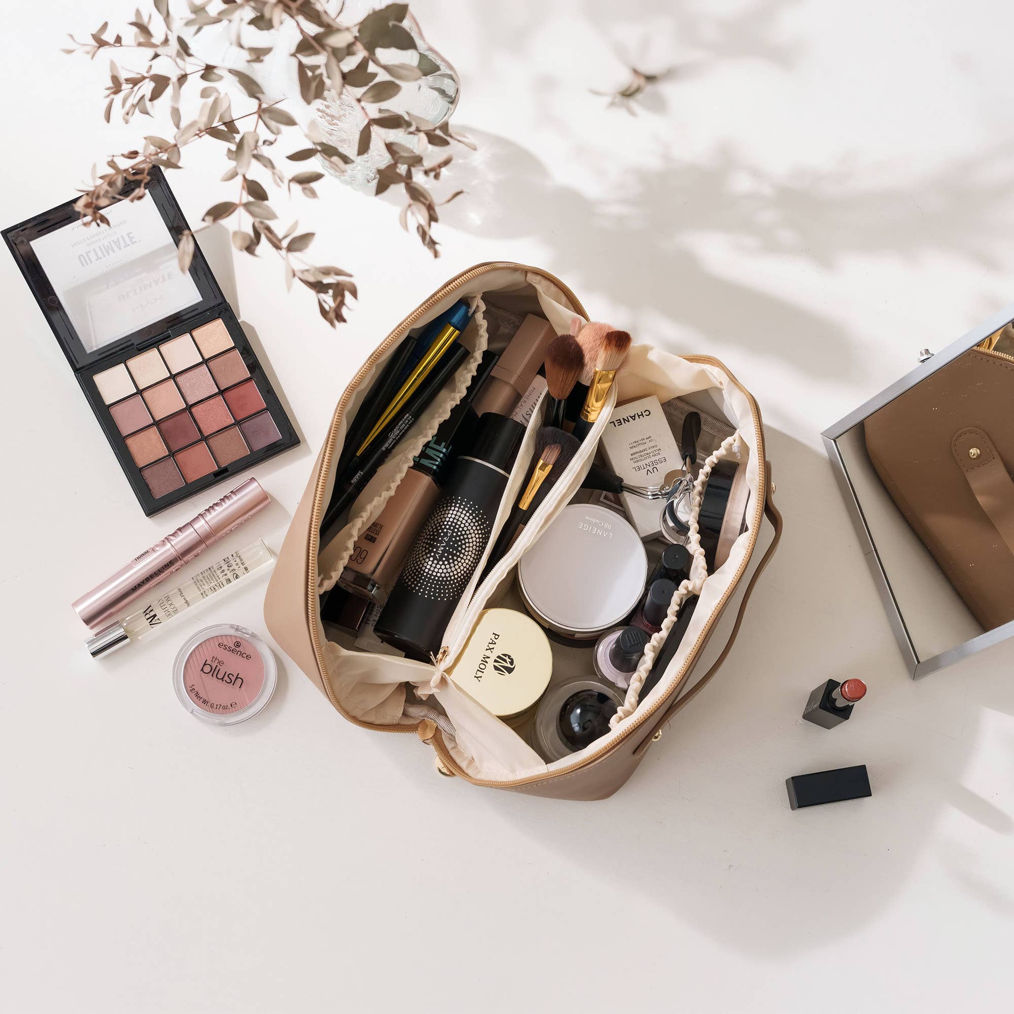 Handheld Makeup Bag