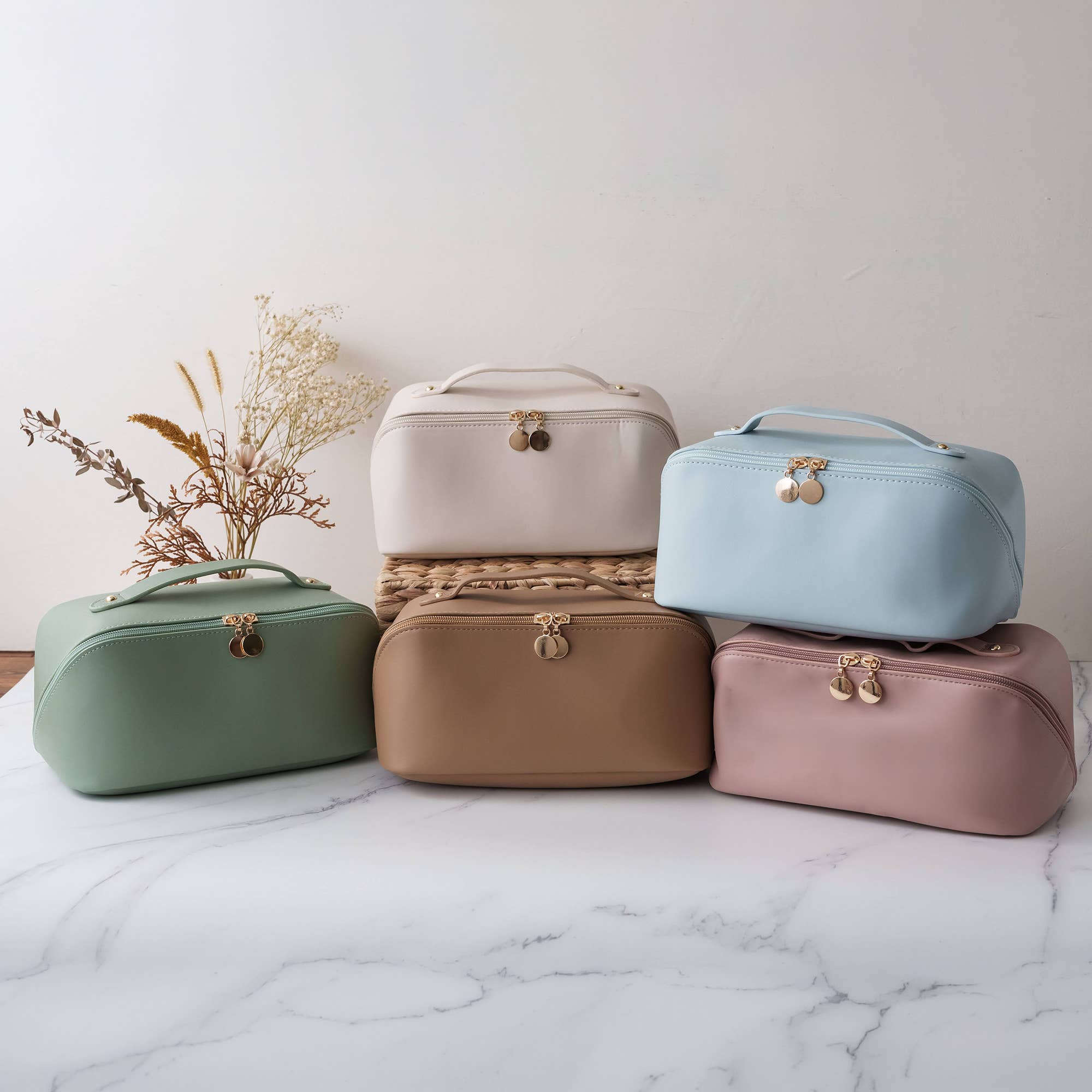 Handheld Makeup Bag