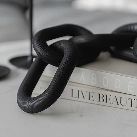 Black Wooden Chain Decor