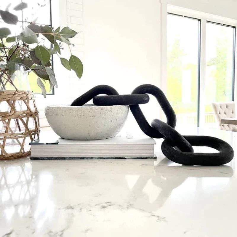 Black Wooden Chain Decor