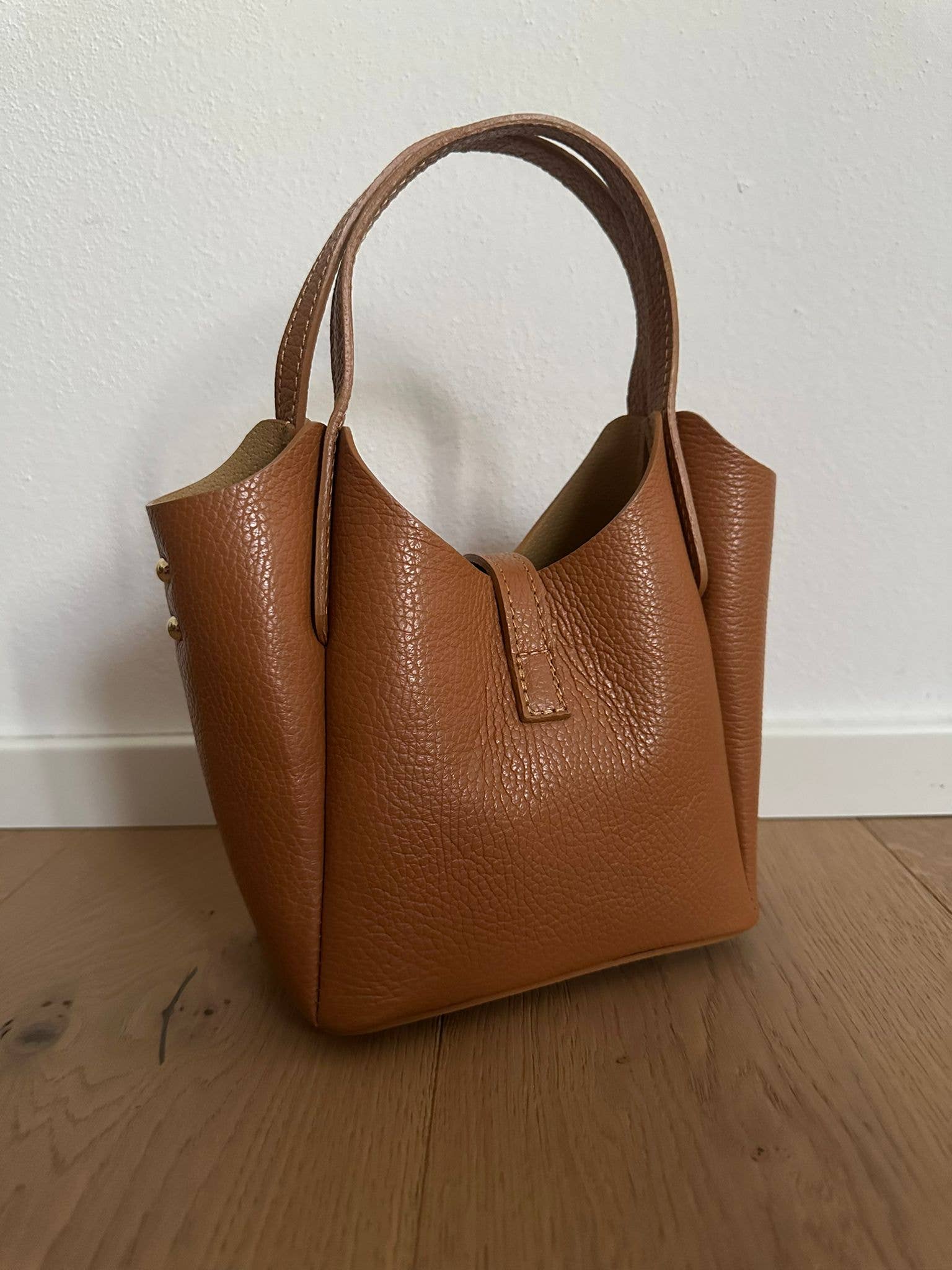 GENEVA - Genuine leather